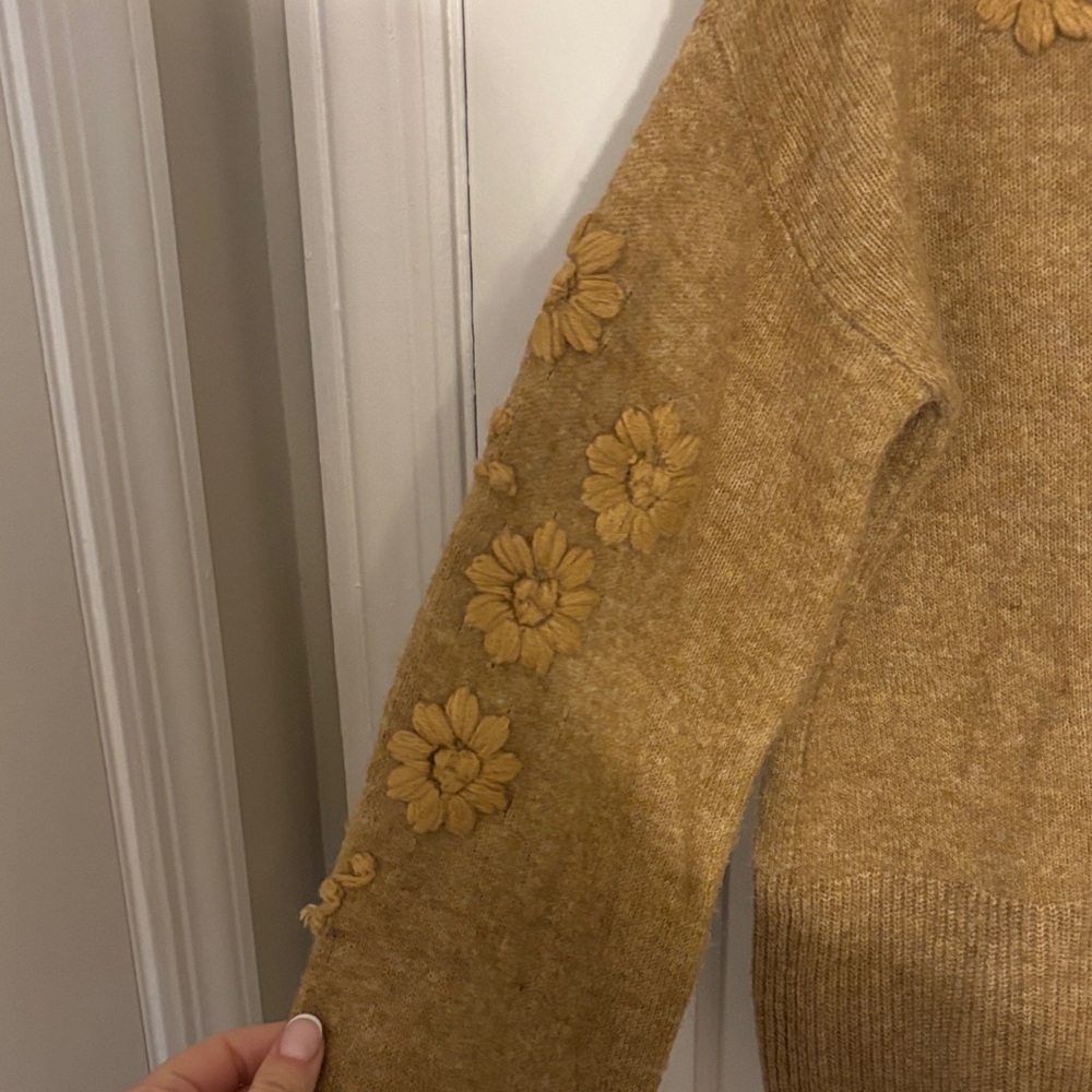 CeCe Brown Floral Turtleneck Sweater - Picture 4 of 7